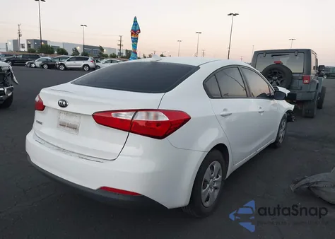 2016 Kia Forte Lx из США, поврежденный, VIN KNAFK4A66G5575275